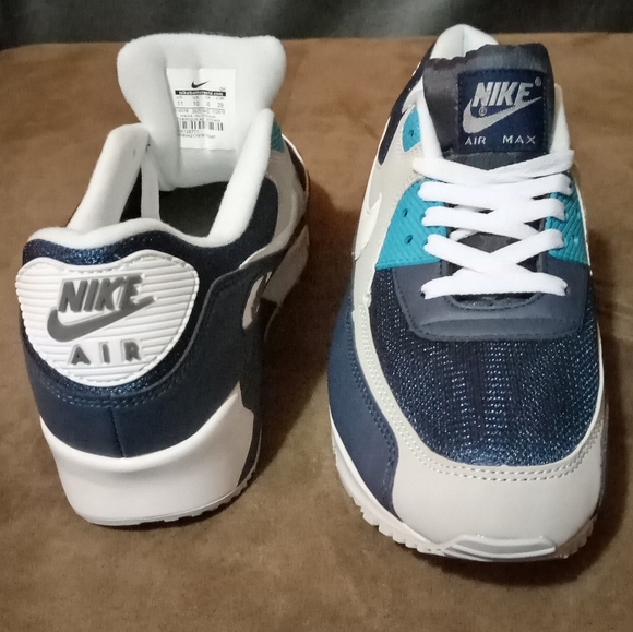 Nike Air Max 90s navy blue and white - Picture 5 of 5
